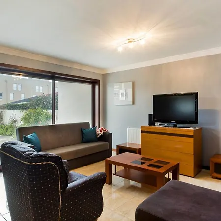 Penzion Guestready - Comfortable Retreat In Esposende