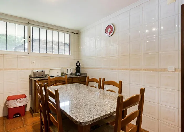 Pensionat Guestready - Comfortable Retreat In Esposende 3*